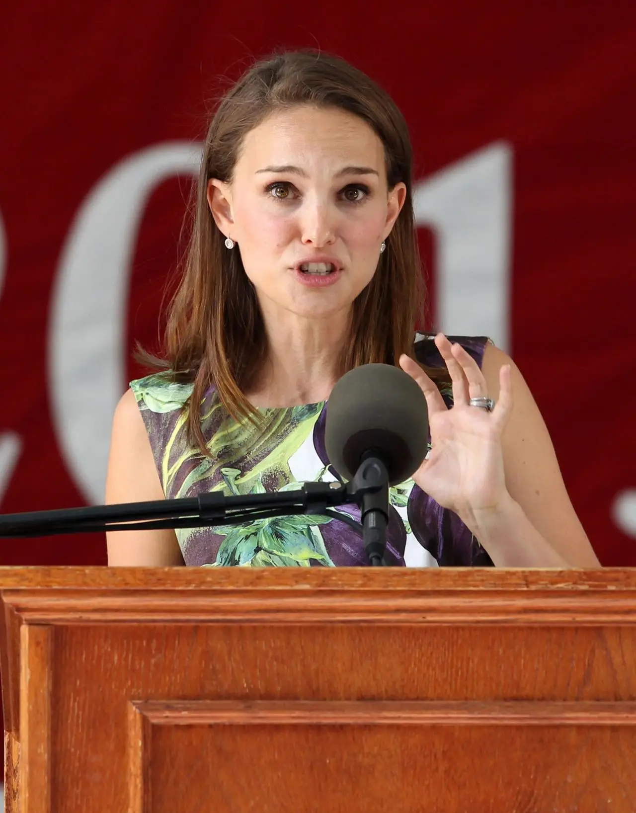 NATALIE PORTMAN AT CLASS DAY EXERCISES AT HARVARD UNIVERSITY IN CAMBRIDGE